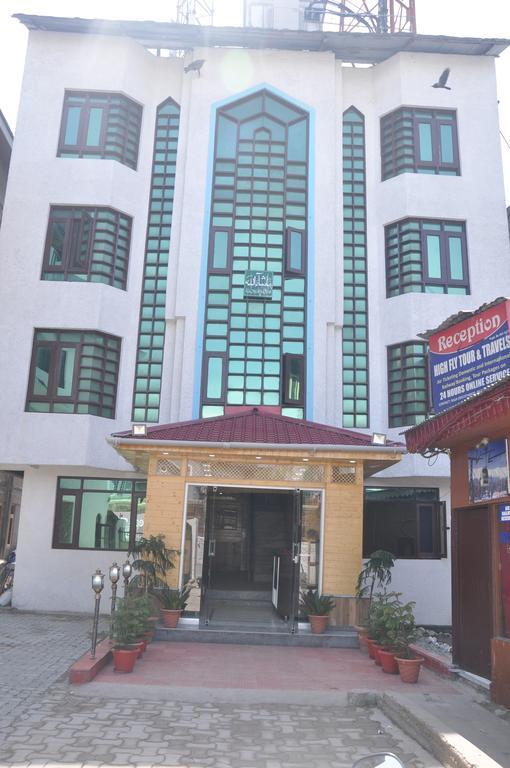 Hotel Azad Durgjan Dış mekan fotoğraf